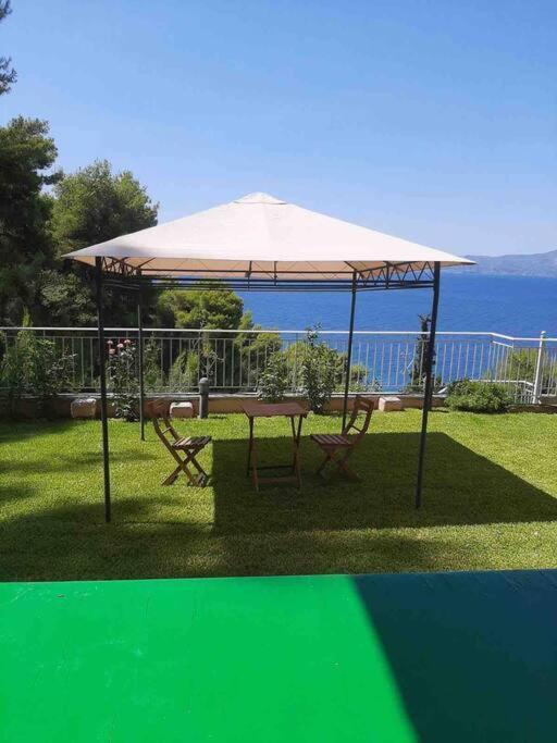 Markopoulon OropouAmfiteatrico Sea View - Kalamos Attikiアパートメント エクステリア 写真